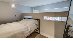 1 bedroom, iron/ironing board, WiFi (free) - Stylish and Modern 1-br Flat in Ancoats, Sleeps 4 (Manchester)
