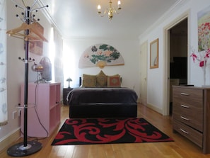 Apartamento (1 Bedroom) | 1 quarto, ferros/tábuas de passar roupa, Wi-Fi de cortesia