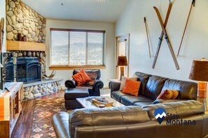 Flat-screen TV, fireplace