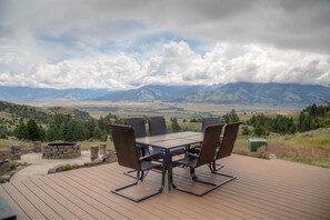 Terrace/patio - PV - Paradise Valley Retreat (Emigrant)
