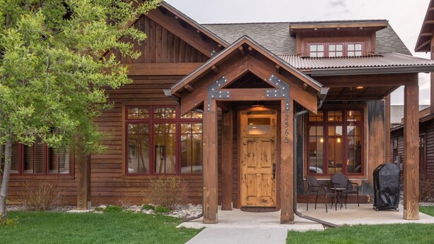 Unclassified image, 1 of 15, button - Bozeman - The Legends Chalet (Bozeman)