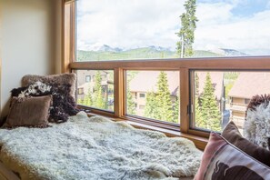 4 Schlafzimmer, Schreibtisch, Bügeleisen/Bügelbrett, kostenloses WLAN