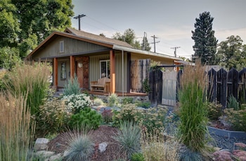 Bozeman30 - Backyard Retreat