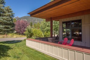 Terrace/patio - Big Sky - Crail Creek Retreat (Big Sky)