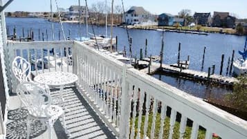 Premium Suite, Ensuite, River View (Captain's Suite) | Balcony view