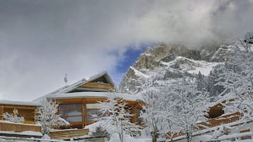 Esterni