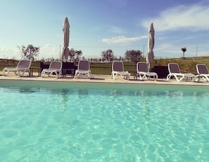 Seasonal outdoor pool - La Viola e il Sole (Fermo)