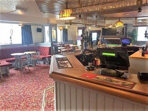 Baari (majoituspaikassa)