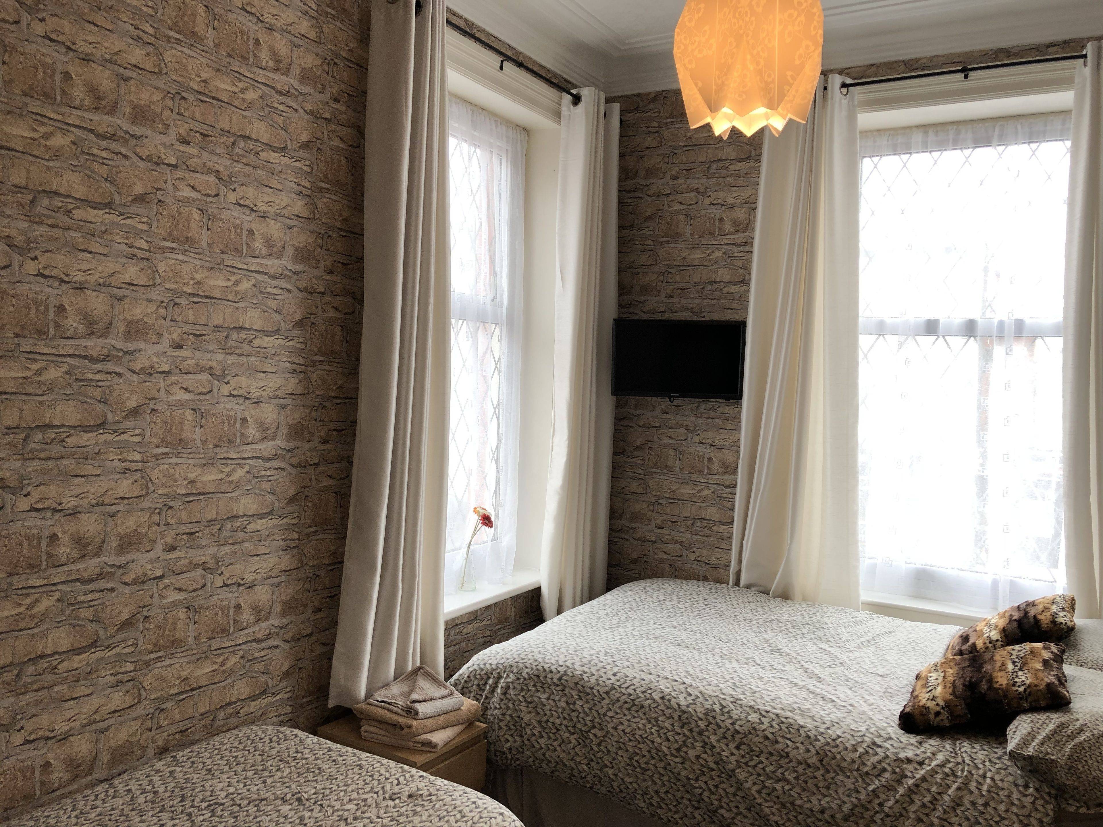 family room, 1 double, 1 single | iron/ironing board, free wifi, bed sheets