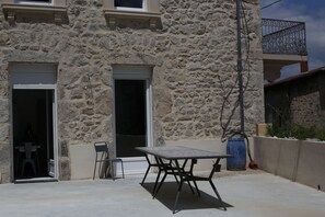 Exterior detail - Chez Mary (Vanosc)