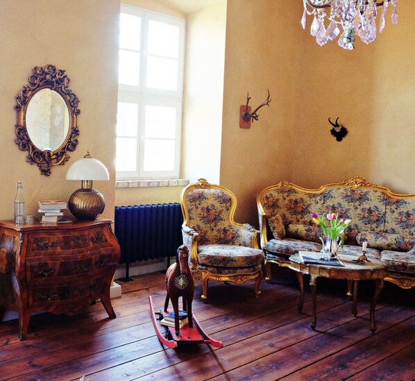 Suite Junior (Caspar Zimmer) | Coin séjour