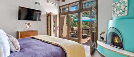 2 slaapkamers, een strijkplank/strijkijzer, internet, beddengoed