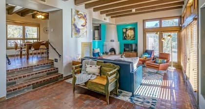 Casita CotĂłn - 2 bed, 2 bath, sleeps 6. Mountain views!