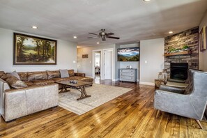 Smart TV, fireplace, video games