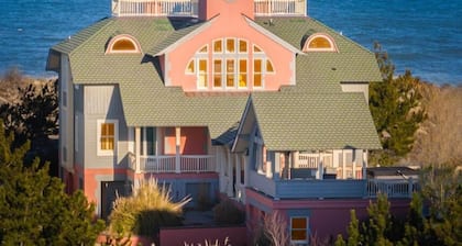 Oceanfront! Hissi, yksityinen uima-allas, poreallas, pelihuone, tennis, lemmikkiystävällinen, BI38