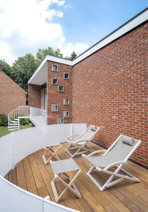 Double Room, Terrace (Wolken) | Terrace/patio - B&B Baz (Kruibeke)