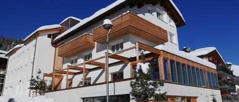 Facciata della struttura