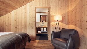 高级双人房 | 遮光窗帘、熨斗/熨板、免费婴儿床、免费 WiFi