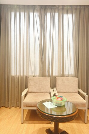 高級客房 | 1 間臥室、書桌、免費無線上網、床單