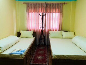 Basic Double Room, Non Smoking | 4 bedrooms, premium bedding, in-room safe, desk