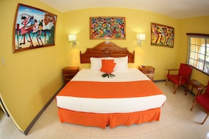 Superior Room, 1 King Bed | In-room safe, blackout drapes, iron/ironing board, free WiFi - Seastar Inn (Negril)
