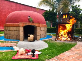 Body treatments, hot stone massages, Swedish massages, body wraps