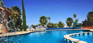 Piscina a l'aire lliure 