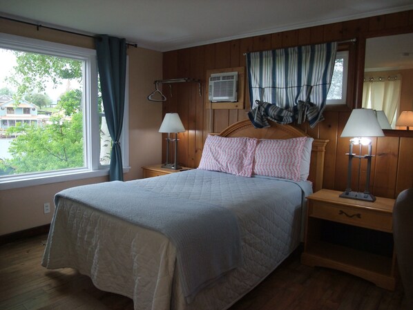 Quarto exclusivo | Wi-Fi de cortesia, roupa de cama