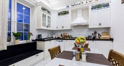 Mirvari kultaiset huoneistot