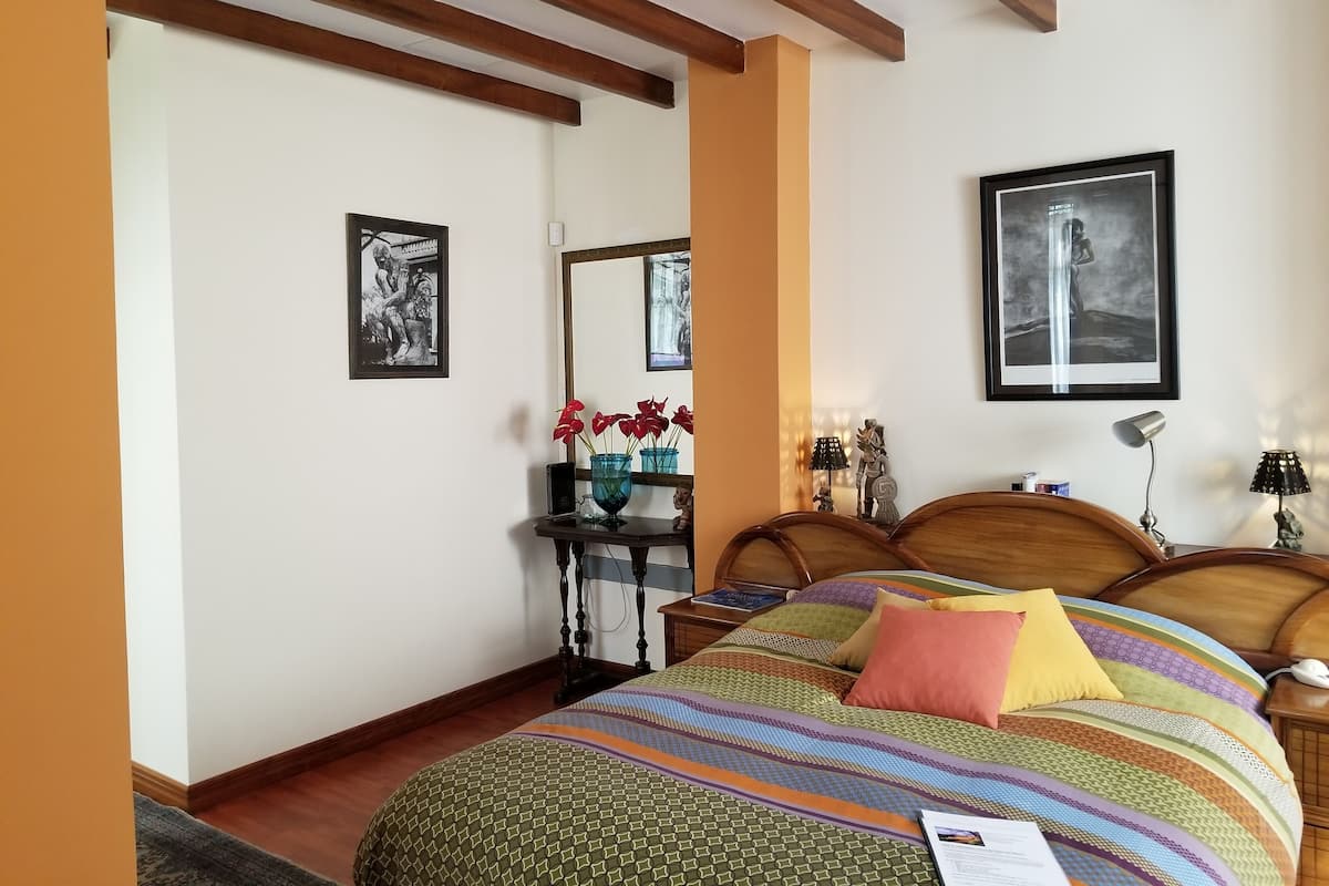 Deluxe Suite with Spa Bath | 1 habitación, sábanas de algodón egipcio y ropa de cama de alta calidad