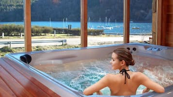 Sauna, hot tub, steam room, Swedish massages, Thai massages, body scrubs