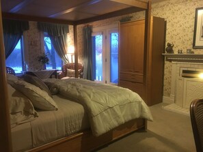 Habitació doble prèmium, 1 llit de matrimoni gran, no fumadors | 1 dormitori, roba de llit d'alta qualitat i decoració individual