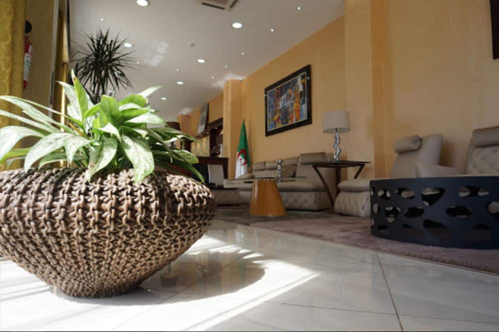 Maraval