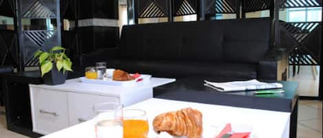 Gratis kontinental frukost varje dag