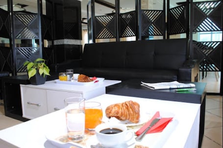 Desayuno continental incluido todos los días