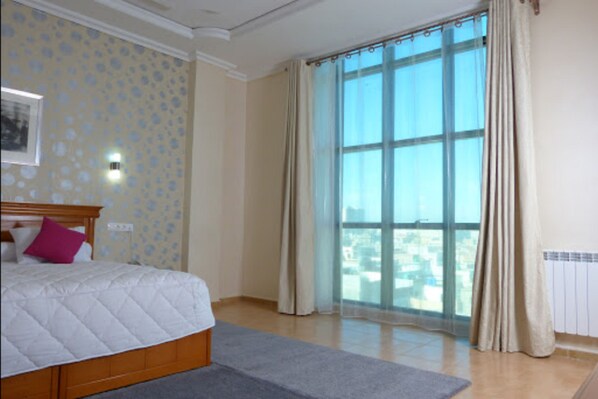 Minibar, in-room safe, desk, blackout curtains