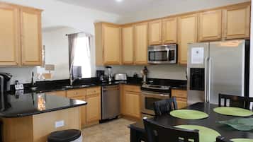 Villa, 6 Bedrooms, Private Pool | Private kitchen | Full-size fridge, microwave, oven, stovetop