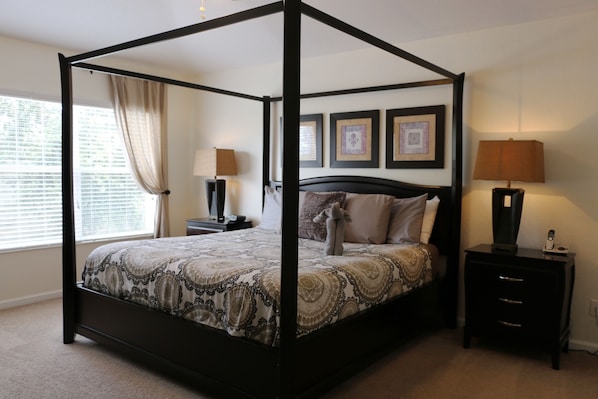 Villa, 6 chambres, piscine privée | 6 chambres, Wi-Fi gratuit, draps fournis
