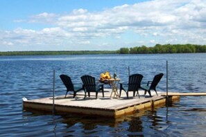 Private beach, sun-loungers, beach umbrellas, kayaking - Leech Lake Resort Bed & Breakfast (Walker)