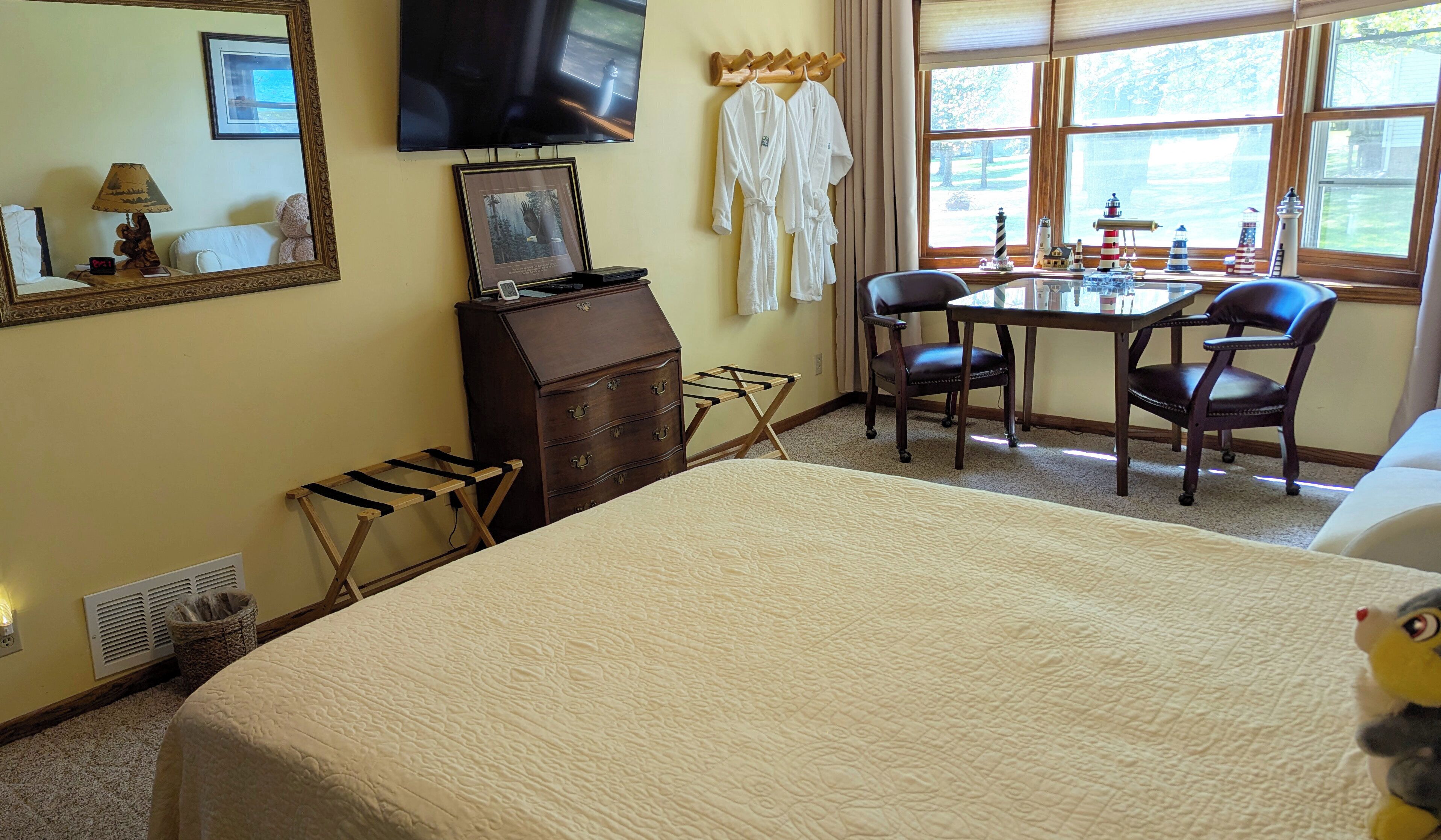 Deluxe Double Room, Ensuite (Back Woods Suite) | Peralatan tempat tidur premium, dihias secara berasingan 