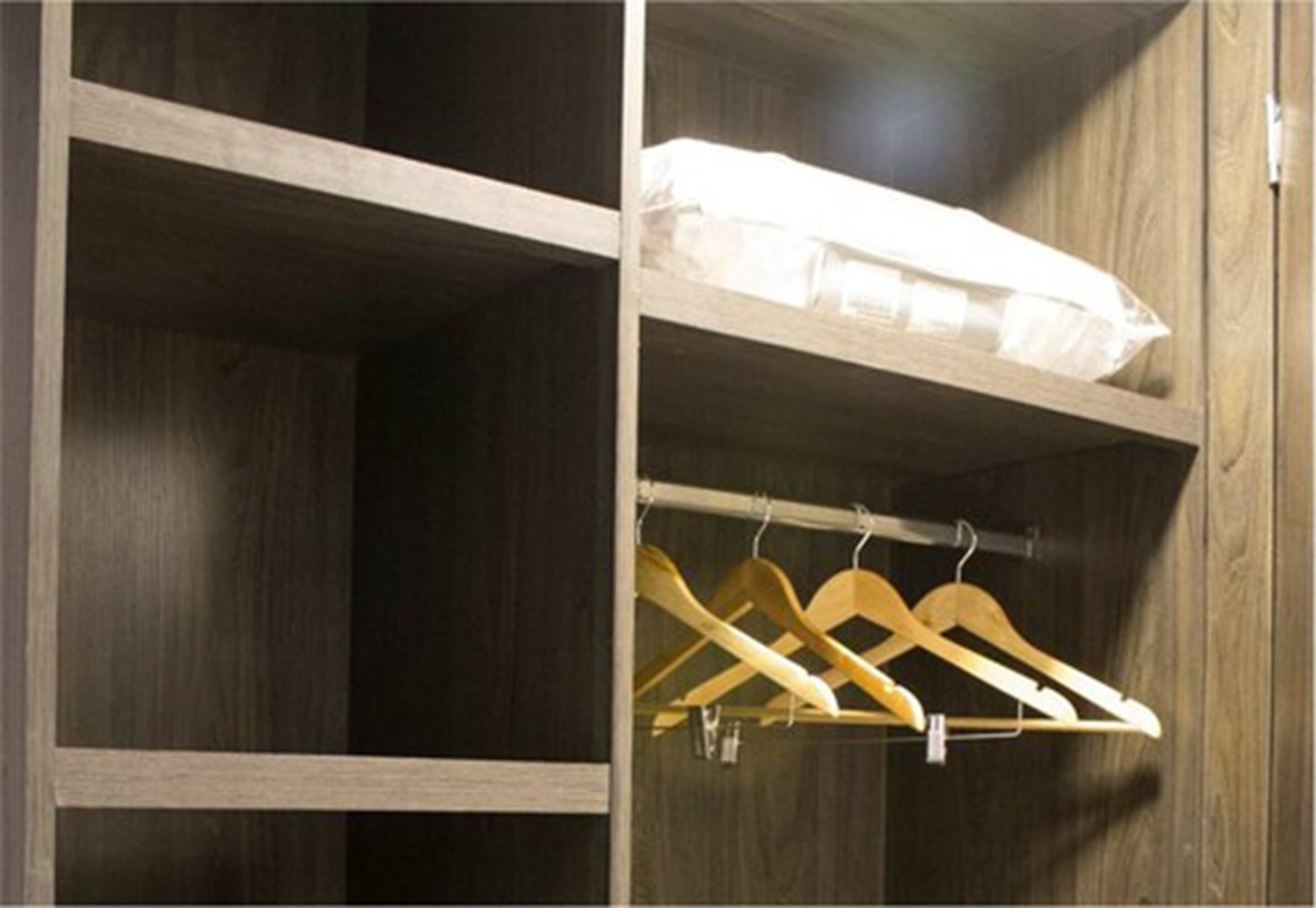 standard double room, 1 queen bed | premium bedding, in-room safe, desk, laptop workspace