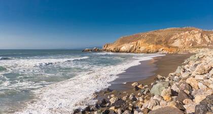 Marbella Lane Tuscan Villa with Hot Tub