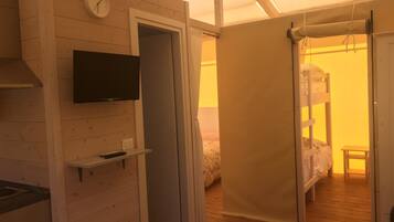 Tent, Kitchenette | Living area | Flat-screen TV