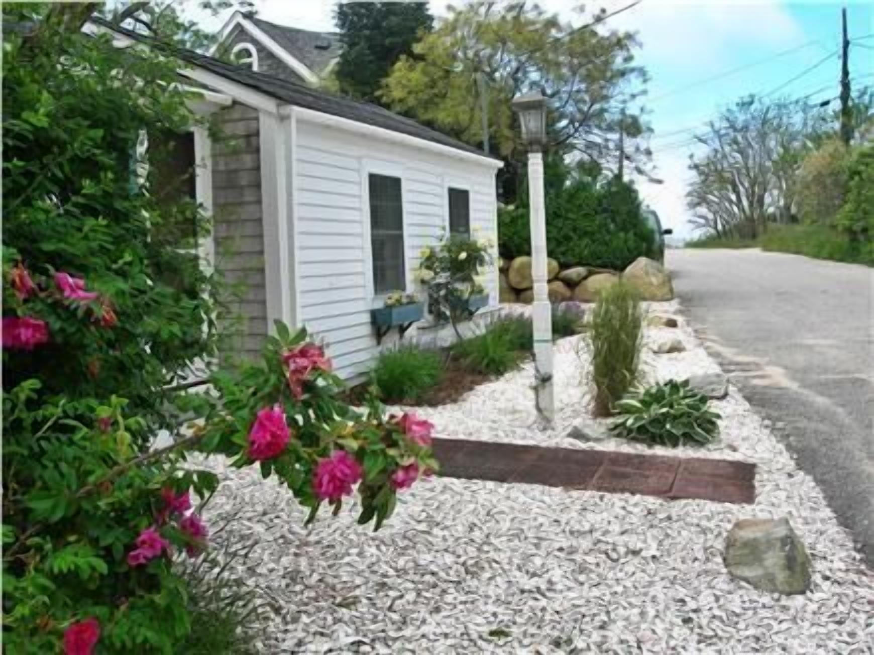 Steps To Bay at Campground Beach, A/C, Heat,Wifi, Outdoor Shower, Gas Grill