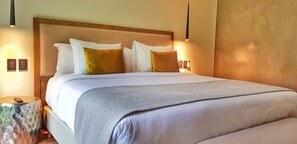 Executive Suite | Minibar, una cassaforte in camera, con arredamento individuale