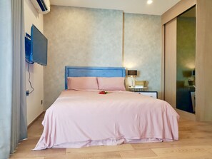 1 bedroom, internet, bed sheets