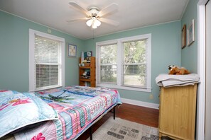 2 habitaciones, wifi gratis y ropa de cama 