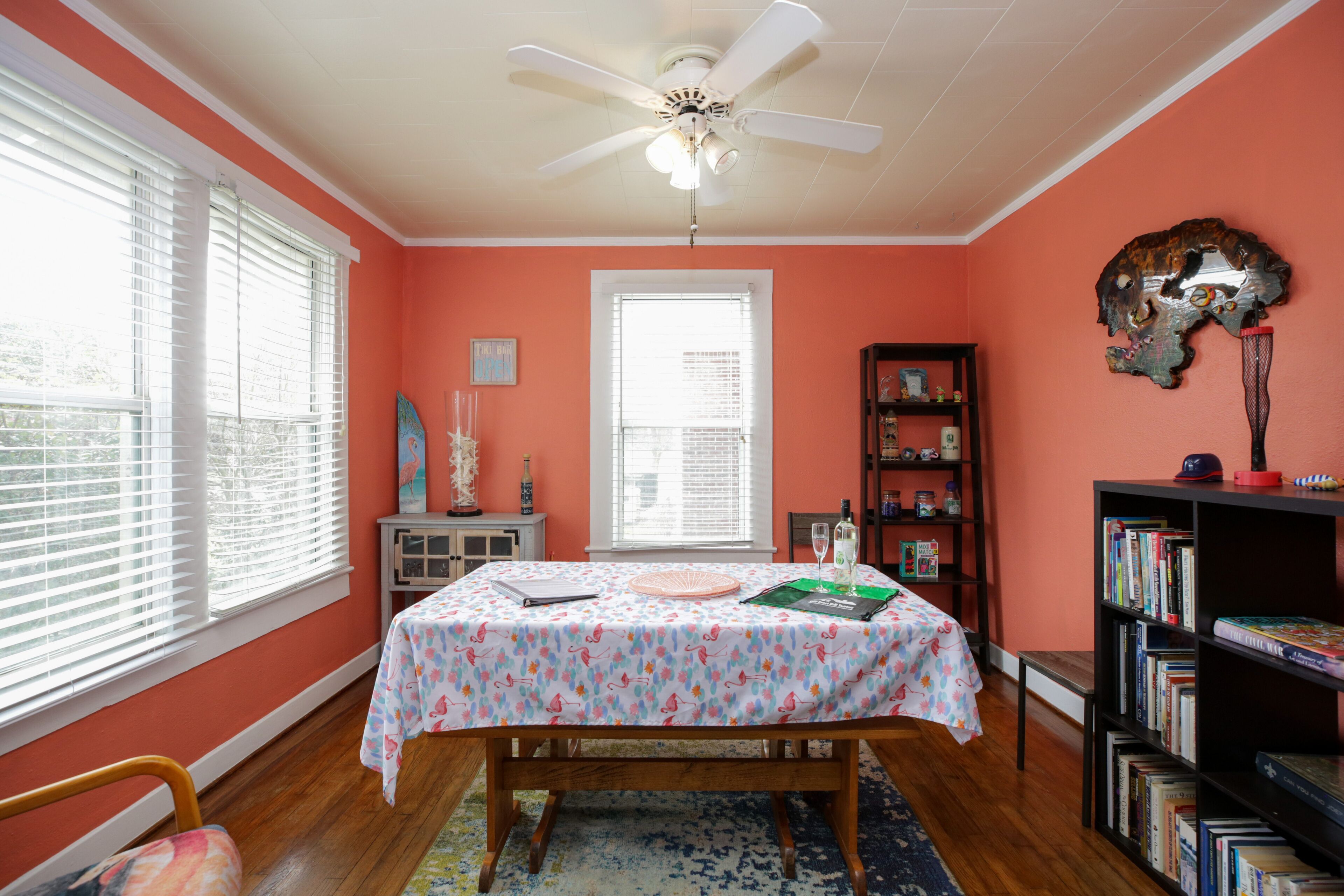 Flamingo Pad: Dog Friendly, Downtown, Pensacola Beach!