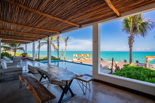 Beach Front Villa, pool, mainland accessible by car. 