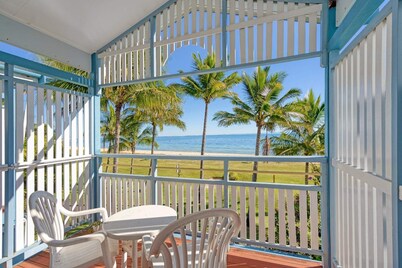 Tangalooma Beachfront Villa 28